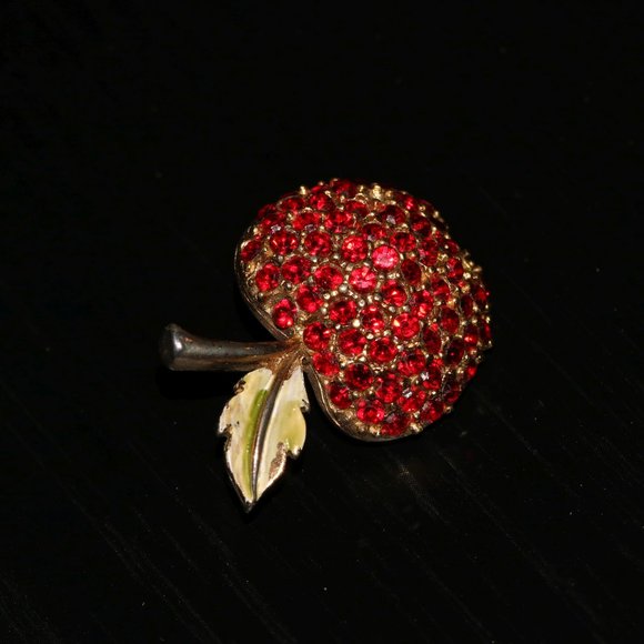 APPLE Rhinestone Brooch Pin - J.J. Jonette Jewelry Company SIGNED - Picture 4 of 8